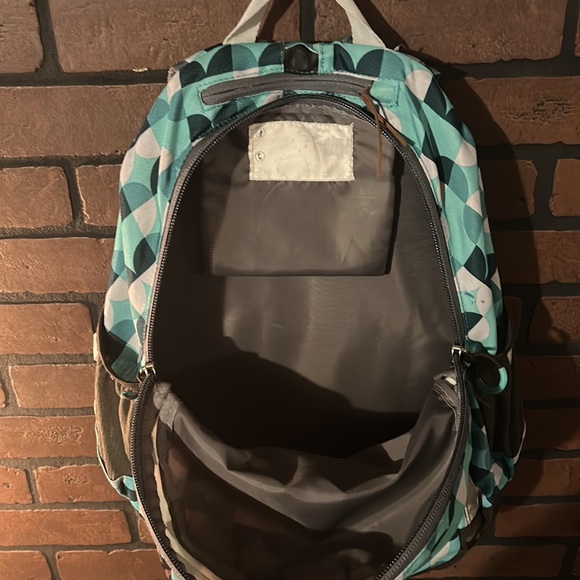 Embark Backpack - Picture 3 of 5